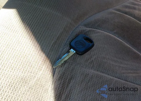 1999 Mercury Grand Marquis Gs from USA, damaged, VIN 2MEFM74W8XX671707